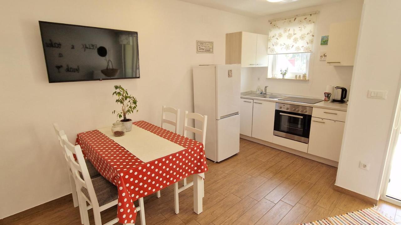 Apartment Pipo Krk Town Exterior photo